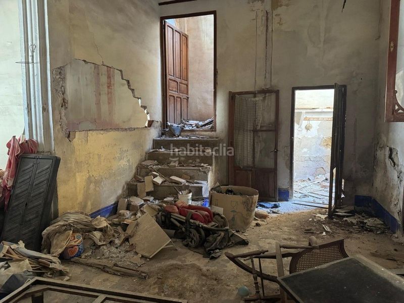 Foto 8d38c870-592d-4de5-8839-953511396666. Casa  esquinera y centrica con garaje para rehabilitar totalmente en Llosa de Ranes