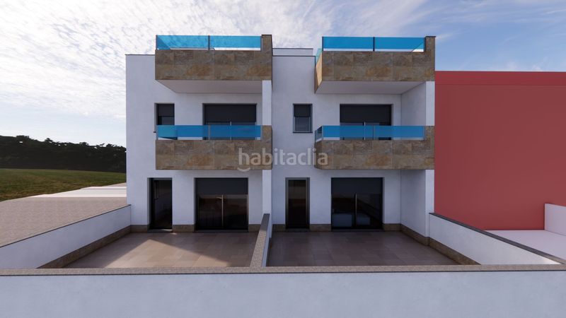 Foto 62ee9ca8-f5d3-421f-9f1f-299ef1413f90. Casa adossada amb aparcament piscina a Bigastro