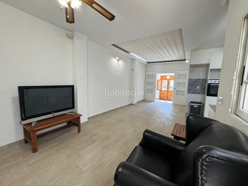 Foto a85f738d-414e-467b-a25f-e8cf1a12189d. Casa a Aldaia