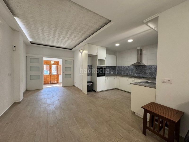 Foto d573ba75-0675-4ca9-add5-5f8483ad2f5e. Casa a Aldaia