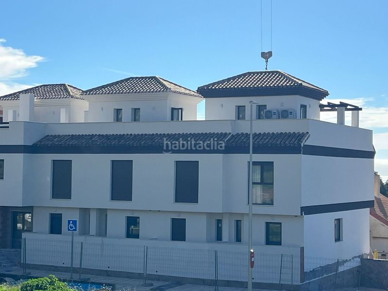 Foto 4a4b9d91-789a-446c-a3ef-10be930e3c05. Casa adosada en Portmán Unión (La)