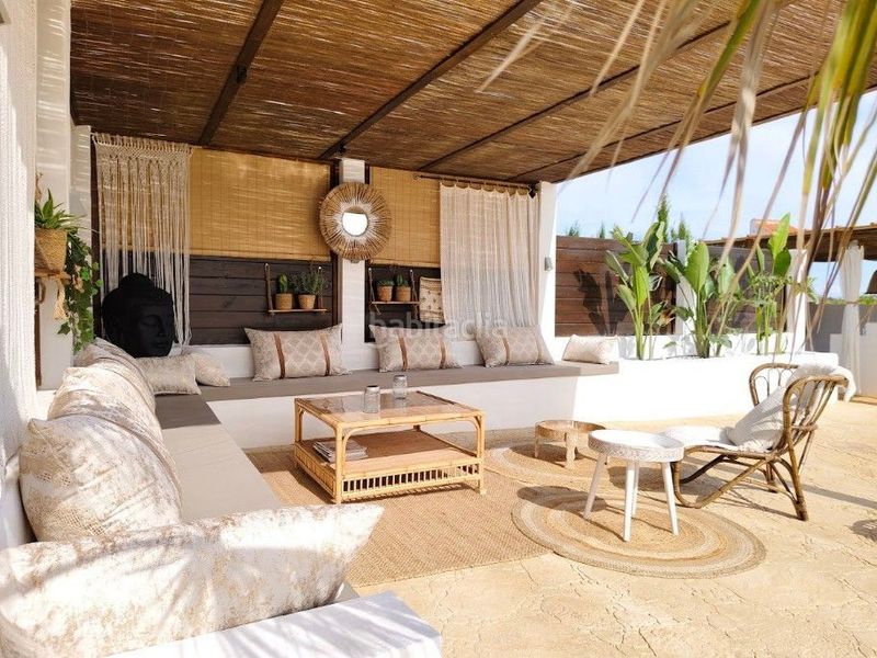 Foto 7b4aa13d-7782-4490-9b28-c2c122735152. Casa amb piscina a Monserrat