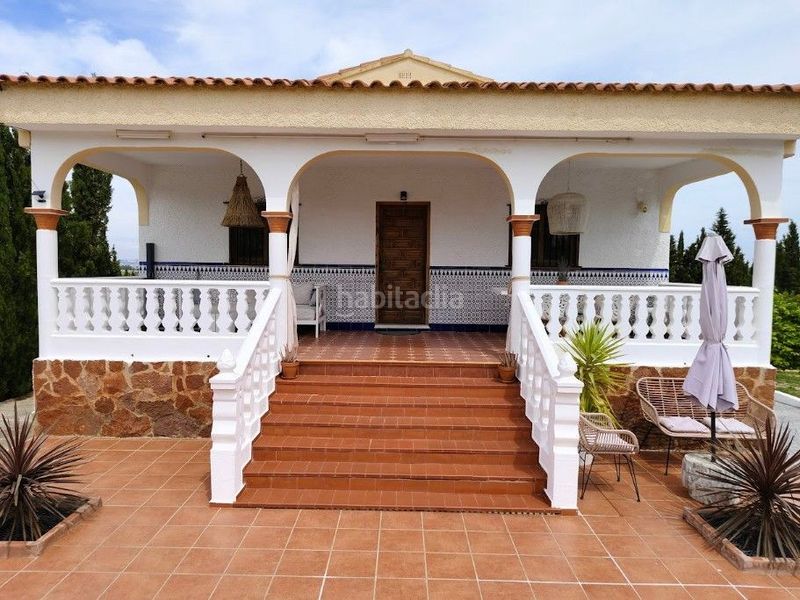Foto 8ab50422-568b-4d87-ab6d-8047f3f31b30. Casa amb piscina a Monserrat
