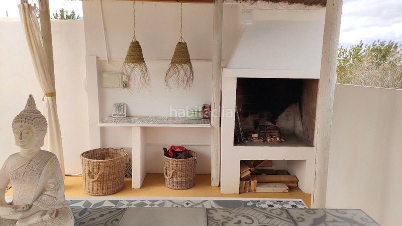Foto f1d73b67-8734-432a-be15-8b6f56312ecc. Casa amb piscina a Monserrat