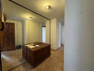 Appartement à Simat de la Valldigna. Piso en planta baja con terraza y grandes posibilidades de refor