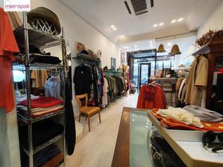 Local commercial à Gros. Venta de local comercial en el corazon de gros