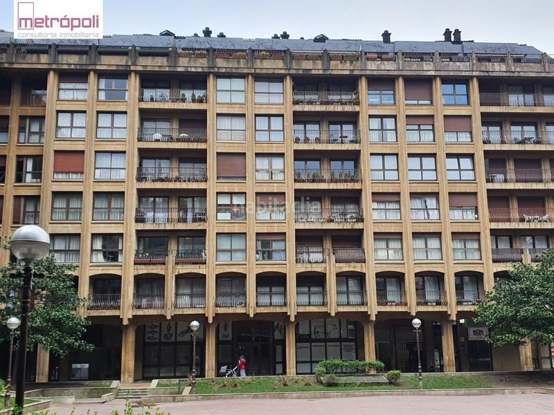 Foto 067d13d5-3b20-4018-bbc7-85ffefa8bf8c. Local comercial a Gros Donostia - San Sebastián