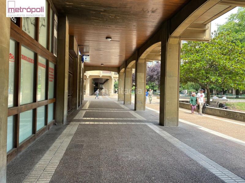 Foto 49cdb545-d82e-4e81-98d2-743bf9faeb1b. Local comercial a Gros Donostia - San Sebastián