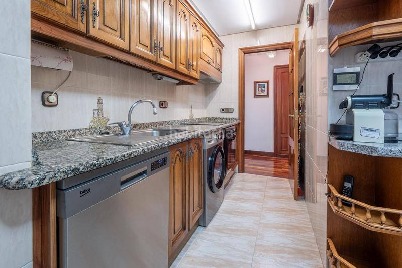 Foto 23204db2-3451-4cbd-8158-384f07de763d. Appartamento con riscaldamento parcheggio in Ategorrieta-Ulía Donostia - San Sebastián