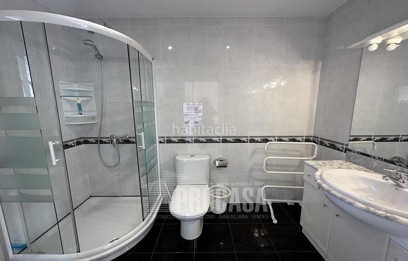 Foto e190611d-2321-40e5-93d8-7dff23b39c22. Chalet casa individual cerca del centro en Carmençó Empuriabrava