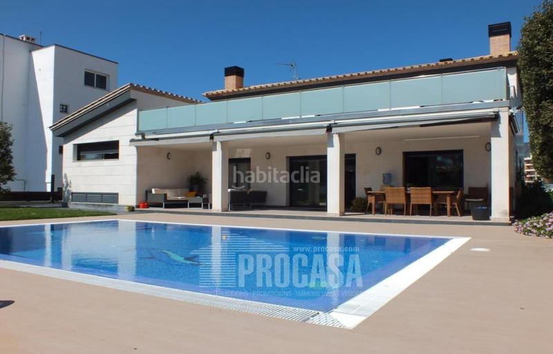 Foto 2b197432-7ad1-4388-bdbe-0352ab636313. Chalet with heating pool in Santa Margarida Roses