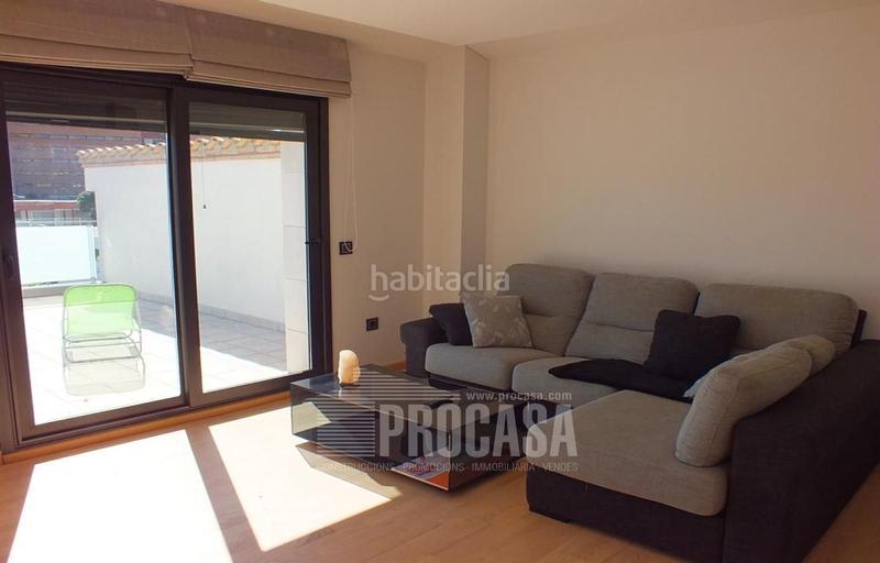 Foto d523b54c-e09b-46b4-a154-3b9f4e602aa9. Chalet with heating pool in Santa Margarida Roses