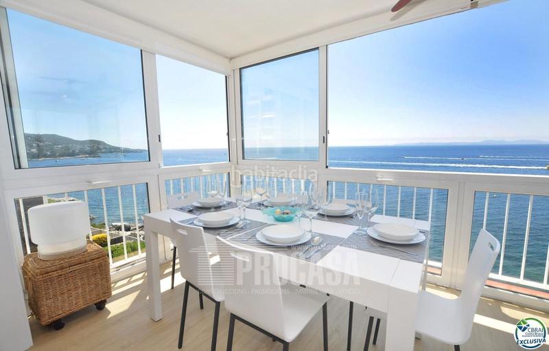 Foto 0a310eb7-6dbc-4513-a838-2754336d32a3. Piso apartamento en primera línea de mar en Puig Rom-Canyelles-Almadrava Roses