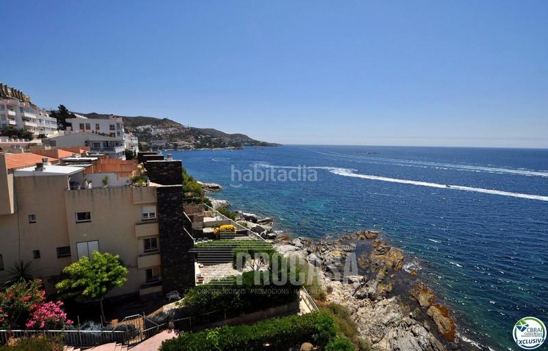 Foto 1d2c6a42-2d90-44d2-a5bf-e5a119fec811. Piso apartamento en primera línea de mar en Puig Rom-Canyelles-Almadrava Roses