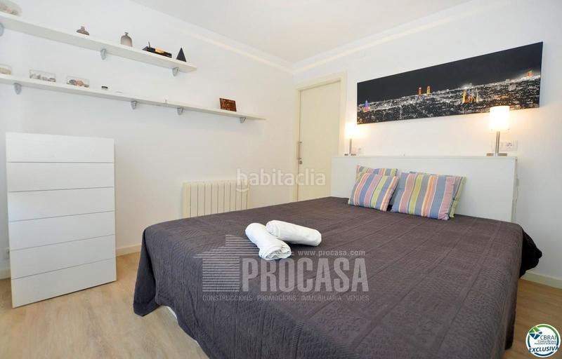 Foto df3dc8d9-253f-40b1-b379-6ae1741850f2. Piso apartamento en primera línea de mar en Puig Rom-Canyelles-Almadrava Roses