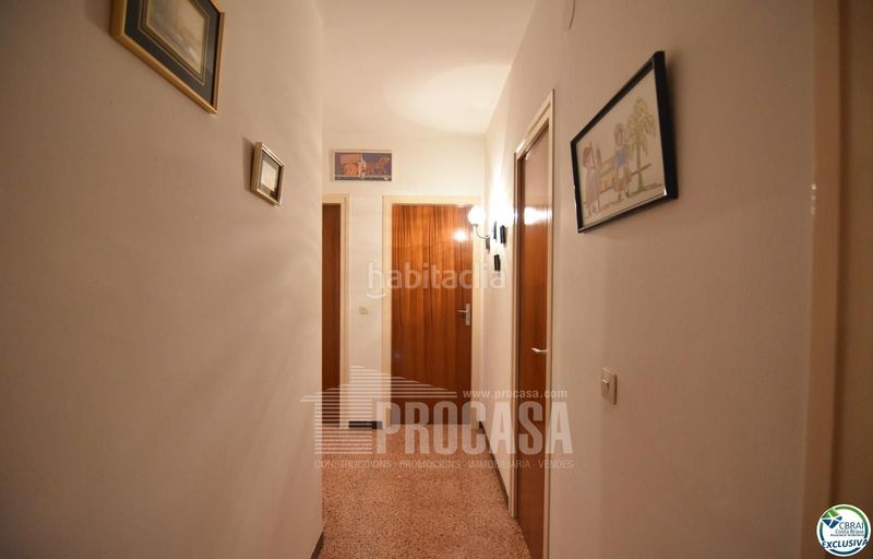 Foto 4cb258f1-4520-4190-878e-37440b232ad5. Pis a Centre Roses