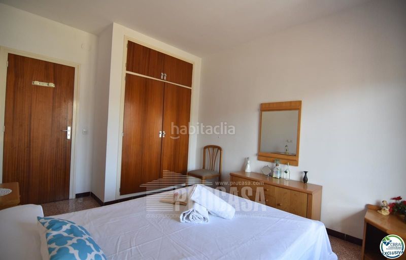 Foto 8c40a47c-fa02-40aa-98ff-2b1137bee443. Pis a Centre Roses