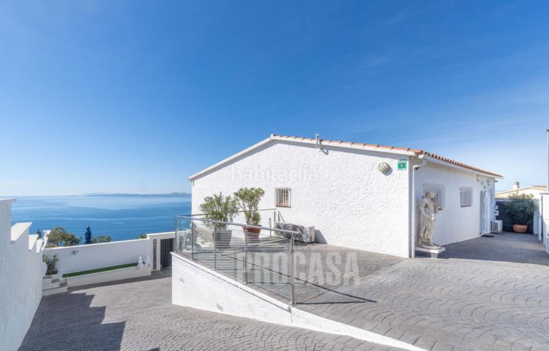 Foto 440f8ef5-a9ce-49fc-bc51-39c112b4ce14. Chalet magnífica casa con vistas al mar en Puig Rom-Canyelles-Almadrava Roses