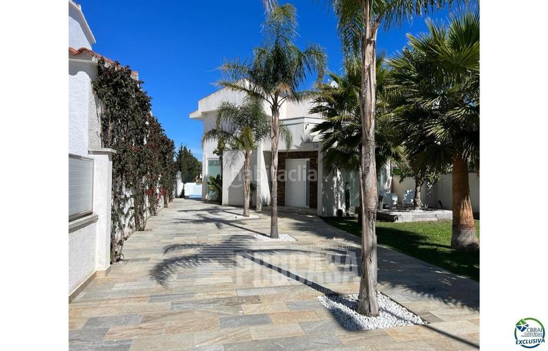 Foto 0c18d020-6a34-4f9d-9b25-7b6fc04c8e6d. Chalet avec parking piscine dans Cap Ras - Creus - Falconera Empuriabrava