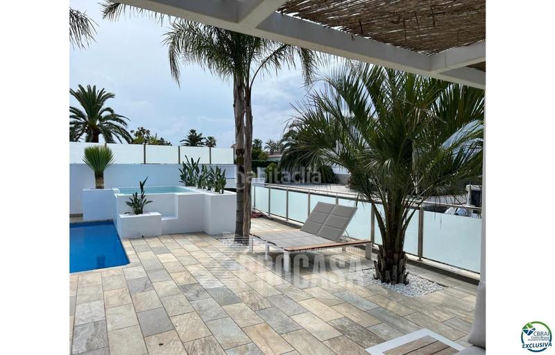 Foto 10a45ef2-2cf6-4894-a2db-a636b11a9458. Chalet avec parking piscine dans Cap Ras - Creus - Falconera Empuriabrava