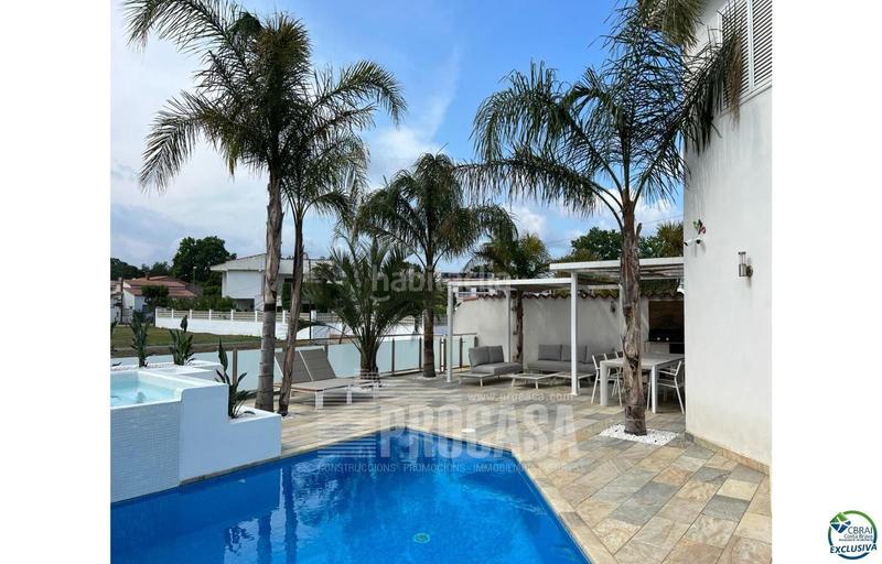 Foto 41ef3eef-59f3-4a14-b86b-e24c6a509b12. Chalet avec parking piscine dans Cap Ras - Creus - Falconera Empuriabrava