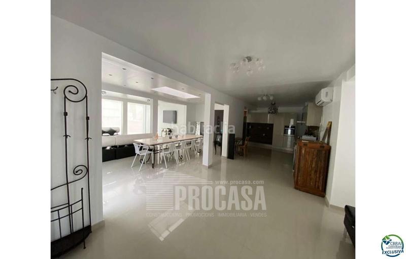 Foto d45c76fc-0995-4b10-9ffb-a503c364195a. Chalet avec parking piscine dans Cap Ras - Creus - Falconera Empuriabrava