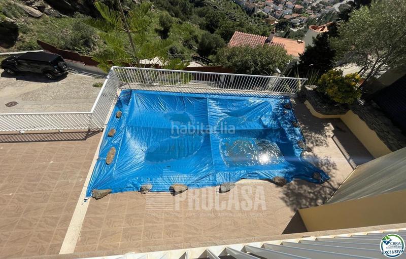 Foto 41597b40-741e-42b3-8f4d-3725b2a10e8d. Chalet preciosa casa con vistas al mar y a la piscina en Roses