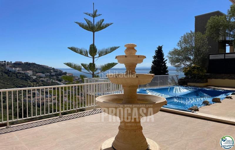 Foto 555db449-4fc8-4219-b431-78c95d7d5ed8. Chalet preciosa casa con vistas al mar y a la piscina en Roses