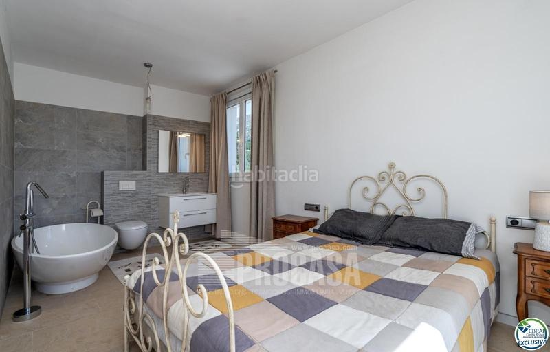 Foto 408c80e1-3407-4b12-9382-a1a457021afb. Chalet magnífica villa reformada rodeada de naturaleza en Palau-saverdera