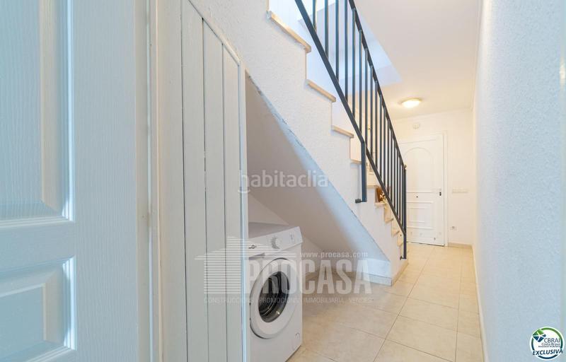 Foto 9ad83c92-5970-4d4f-8a01-3b06c614b611. Casa adossada amb calefacció aparcament a Port Grec - Port Moxó Empuriabrava