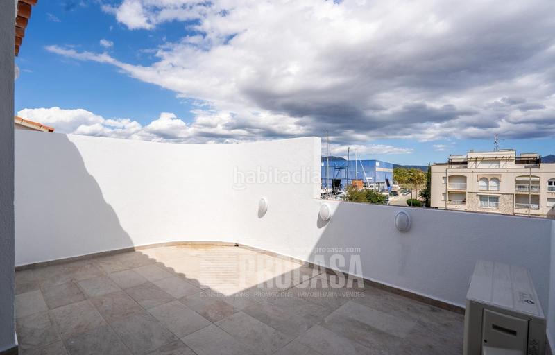 Foto 2e650cb2-d4ac-4619-82e2-39784c17b5db. Chalet with heating parking in Salins - Cavall de Mar Empuriabrava