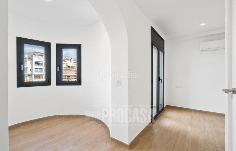 Foto 7a9ade86-cb94-4fd4-9e94-2bc51e397b05. Chalet with heating parking in Salins - Cavall de Mar Empuriabrava