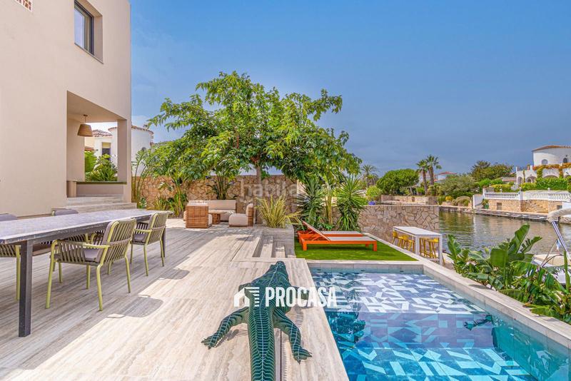 Foto 1cdcafdd-7d35-4b6a-8d32-6c728ad93e38. Chalet mit heizung parking pool in Francolí - Freser - Noguera Empuriabrava