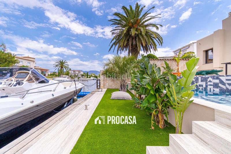 Foto 442c101f-d5d4-41bb-958d-b85a9689baa3. Chalet mit heizung parking pool in Francolí - Freser - Noguera Empuriabrava