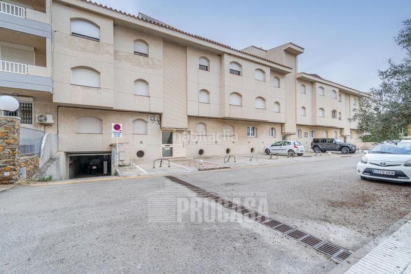 Foto a587a40e-5755-4cb1-9b79-f75090401531. Piso apartamento antes de los puentes,vistas al canal, amarre de 3,45 x 10m en Empuriabrava