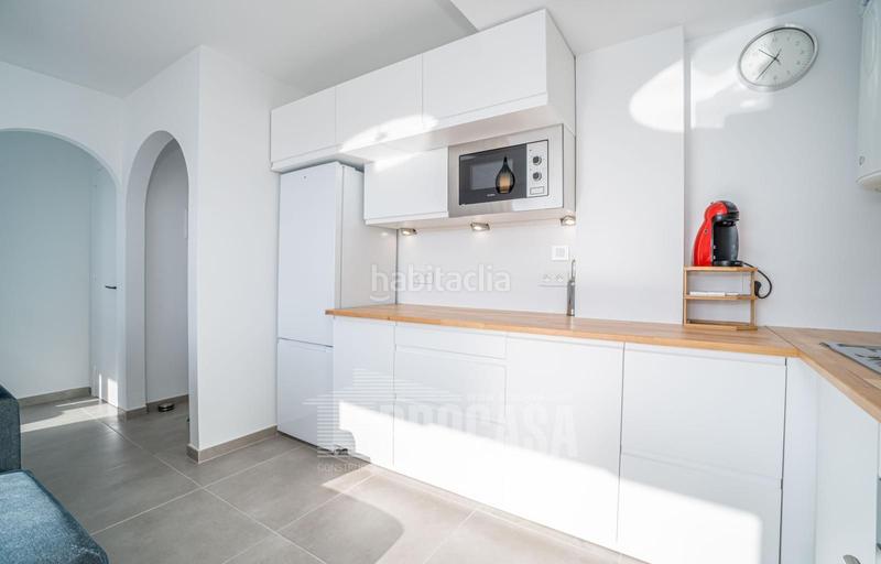 Foto 4b47836a-bd1a-49f8-8230-49b8471bd79f. Piso precioso apartamento en la última planta con vistas al canal y amarre privado en Empuriabrava