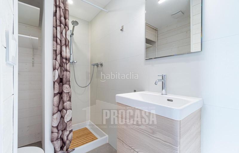 Foto 88890f27-8041-46c5-8da4-554df4d8ec8b. Piso precioso apartamento en la última planta con vistas al canal y amarre privado en Empuriabrava