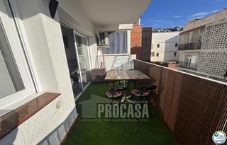 Appartement  De la mare de déu de montserrat. Magnífico apartamento totalmente reformado en roses