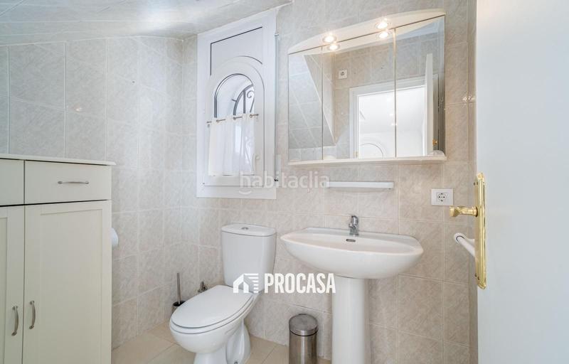 Foto ba39b48d-9910-47fb-a5aa-66712f0080d9. Chalet con parcheggio piscina in Sant Maurici Empuriabrava