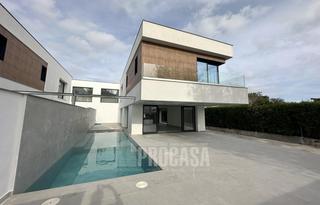 Xalet  Requesens. Fantástica casa de nueva construccion en el centro de empuriabra