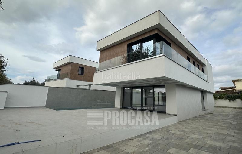 Foto 0a969366-8a67-4d09-8a64-57529073ee08. Chalet fantástica casa de nueva construccion en el centro en Empuriabrava