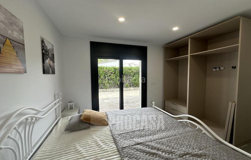 Foto c3d8c772-b64f-4427-9b71-c900a5079fb4. Chalet fantástica casa de nueva construccion en el centro en Empuriabrava
