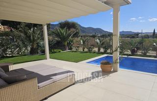 Chalet  Del priorat. Obra nueva en palausaverdera en la urbanización can isaac, 3 dor