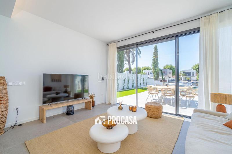 Foto 198b5109-fda5-46c5-a26e-c5c1f0c3d0ae. Chalet avec chauffage parking piscine dans Segre - Ebre - Ter Empuriabrava