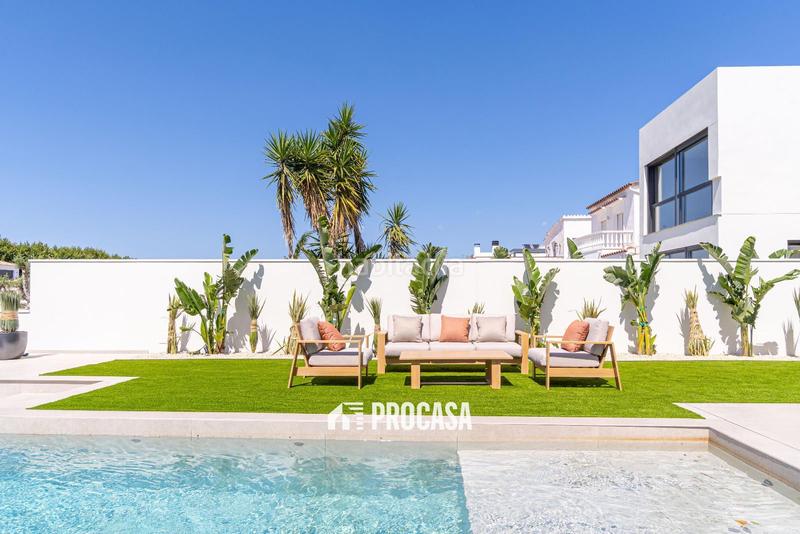 Foto 53c0611c-6963-4632-95b4-b84386c239e0. Chalet avec chauffage parking piscine dans Segre - Ebre - Ter Empuriabrava