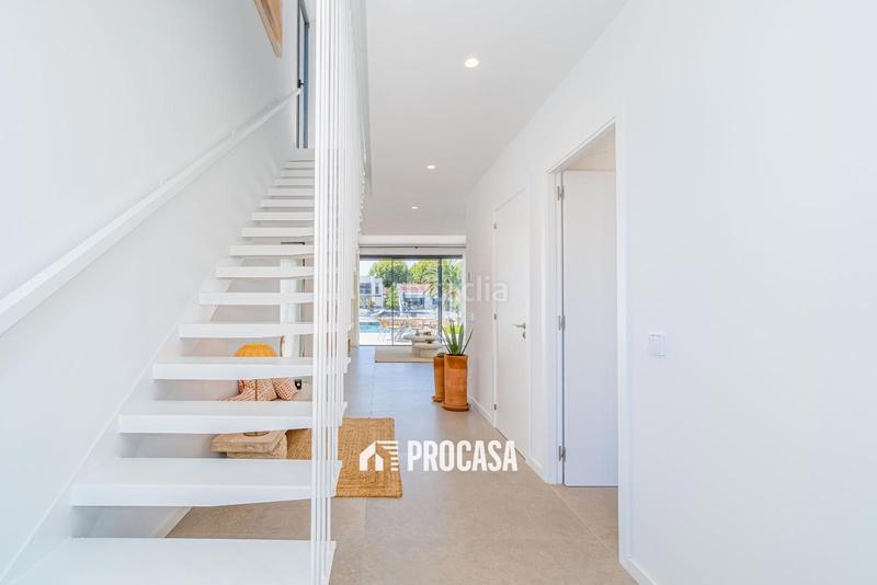 Foto 8807c3e1-c67c-4e15-9db2-64036bcb9821. Chalet avec chauffage parking piscine dans Segre - Ebre - Ter Empuriabrava