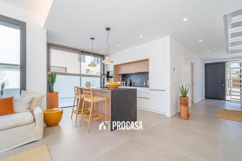 Foto ba8fea8d-eab5-4047-b64f-5a10ad5a7259. Chalet avec chauffage parking piscine dans Segre - Ebre - Ter Empuriabrava