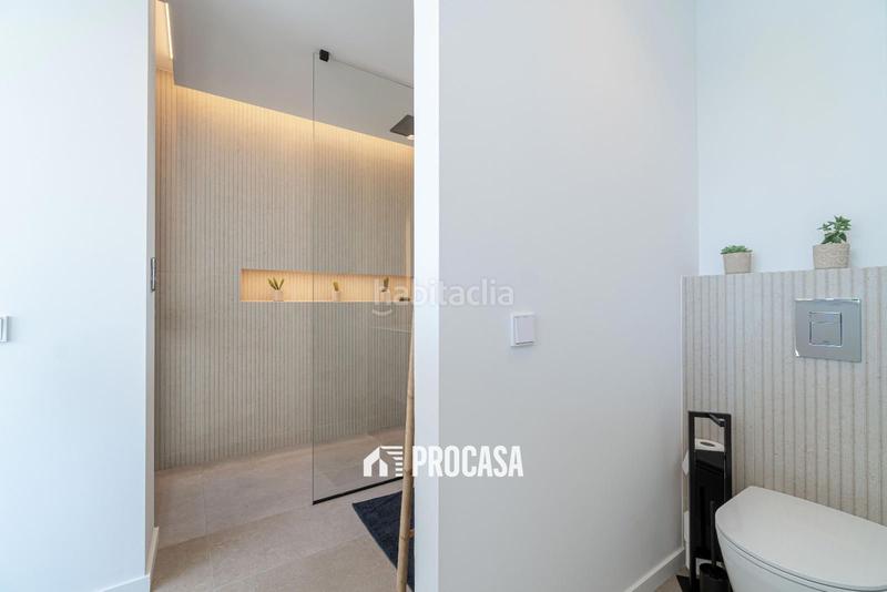 Foto f5bc2de4-8273-4ca1-a49b-ef3582ce04dc. Chalet avec chauffage parking piscine dans Segre - Ebre - Ter Empuriabrava