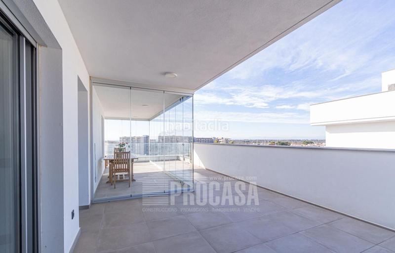 Foto 22eab8e6-e4a1-4a9e-b8ac-8dbdb10db6f8. Attique avec chauffage parking piscine dans Santa Margarida Roses