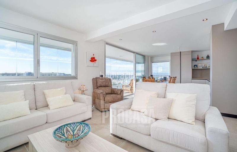 Foto b247c072-6ff9-4eb9-bbca-bd9c2cd9f43a. Attique avec chauffage parking piscine dans Santa Margarida Roses